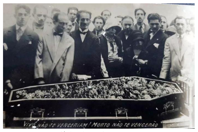 Figura da questão de História