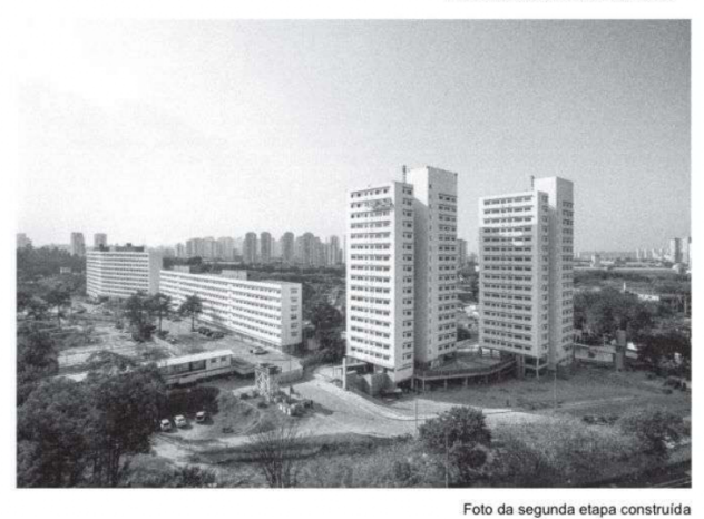 Figura da questão de Arquitetura